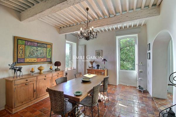 A vendre - Ancien presbytère du XVIIIe siècle - Entre Aix-en-Provence et les Alpilles