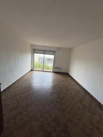 Appartement T2 de 53m² avec balcon et place de parking