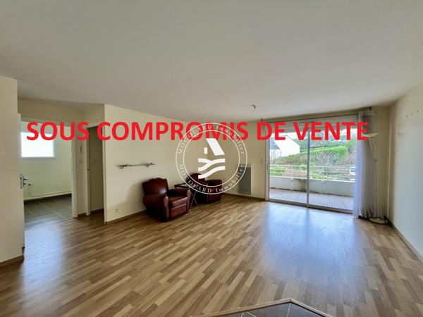LE BONO, MOCQUARD Immobilier vous présente cet appartement idéalement situé le village !