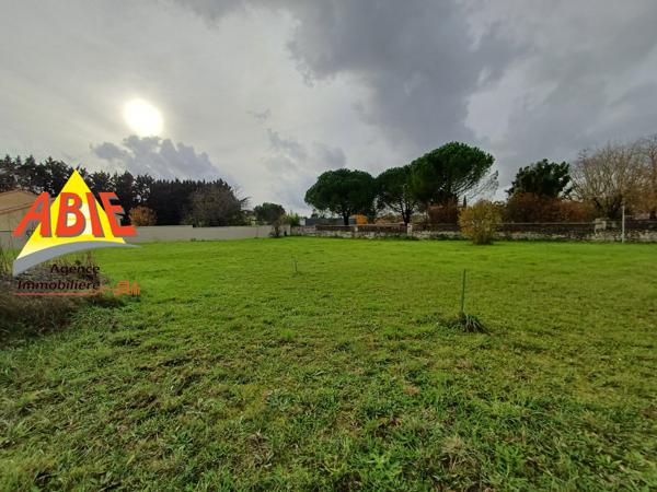 Terrain à batir  1392 m²