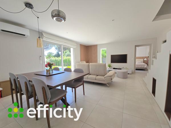 Maison
         5 pièces
        - 122 m² Exclusivité 598 000 € *