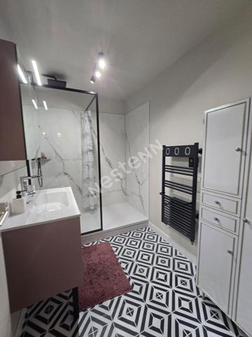 Appartement Rosny Sous Bois 4 pièce(s) 80.14 m2 CENTRE VILLE METRO