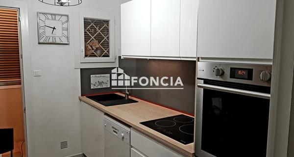À vendre Appartement 3 pièces 65 m² - Six-fours-les-plages 83140