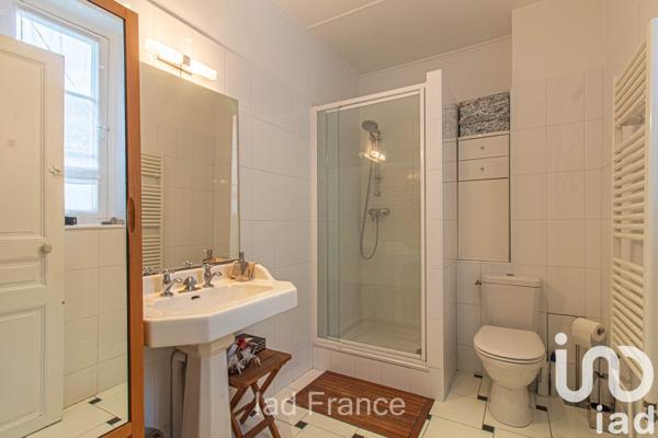 Maison 6 pièces de 144 m² à Marly-le-Roi (78160)