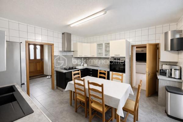 Maison ancienne de 200 m²