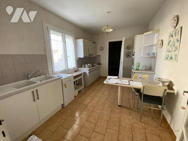 A VENDRE, Gironde, proche Bordeaux, BRUGES quartier Le Tasta, secteur calme à proximité immédia...