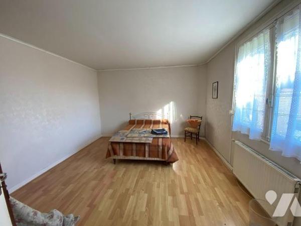 A VENDRE, Gironde, proche Bordeaux, BRUGES quartier Le Tasta, secteur calme à proximité immédia...