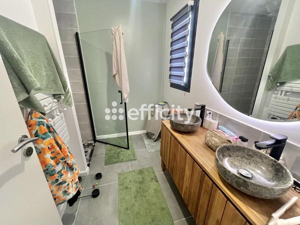 Maison 5 pièces - 90 m² Exclusivité efficity