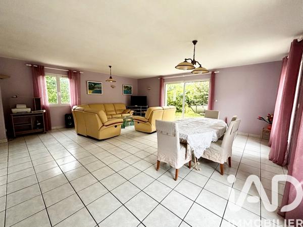 Maison à vendre 7 pièces 140 m² Montbrison