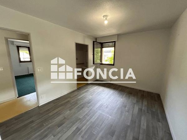 Location Appartement 5 pièces 105 m² - Square Alfred PONCET Vizille 38320