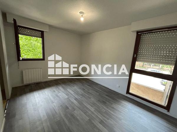 Location Appartement 5 pièces 105 m² - Square Alfred PONCET Vizille 38320