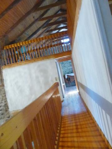 Remarquable Maison en pierre à Saint-Julien-Chapteuil