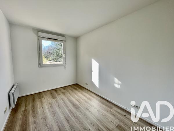 Location appartement 2 pièces 48 m² Saintry-sur-Seine