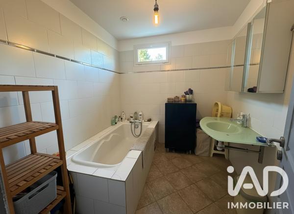 Appartement à vendre 4 pièces 108 m² Aubagne