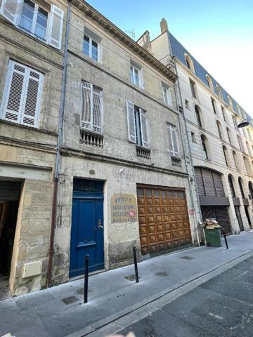 Immeuble à vendre à Bordeaux en Gironde (33000), ref : 11548/170   
Triangle