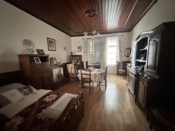 Maison  3 pièce(s)  2 chambre(s)  87 m²