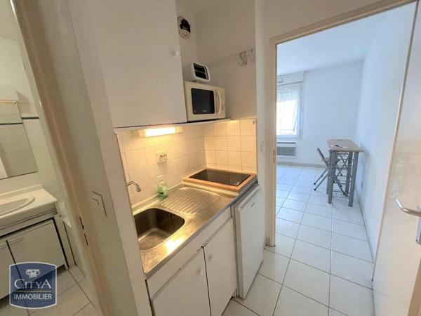 Appartement à louer 1 pièce 19m² Aix-en-Provence (13100)