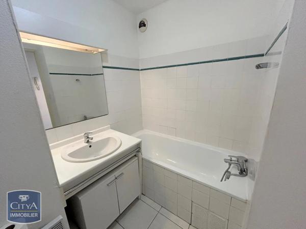Appartement à louer 1 pièce 19m² Aix-en-Provence (13100)