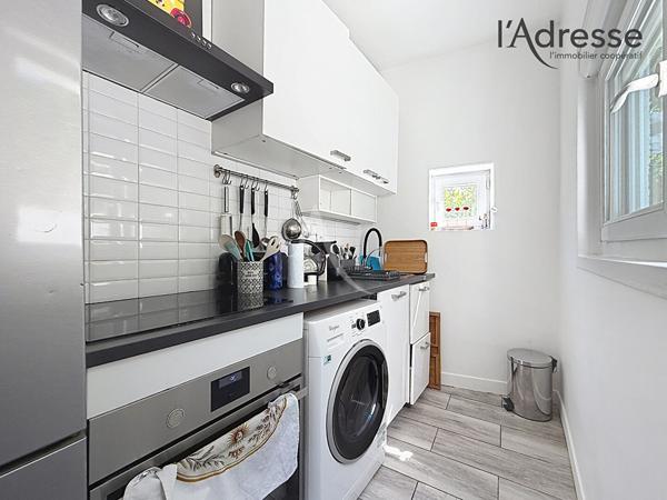 RARE ! Ensemble immobilier d'environ 160 m² au sol composé de deux maisons - Aux portes de Paris - Garage et Cave