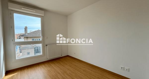 Location Appartement 3 pièces 64.86 m² - Lyon 69008