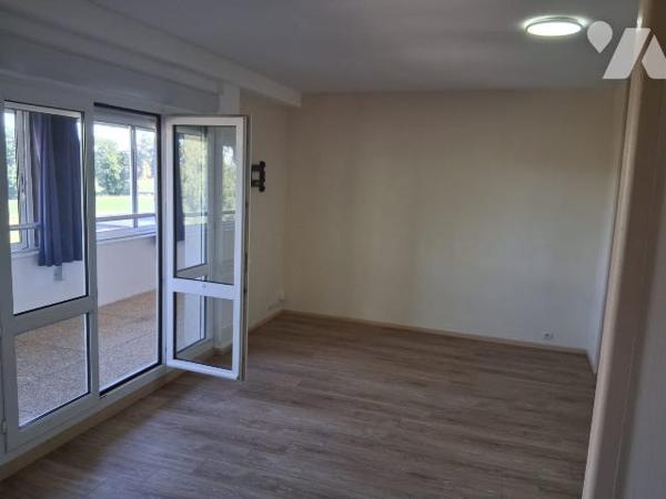 APPARTEMENT EN RESIDENCE SENIOR A MONTMORT LUCY 51270