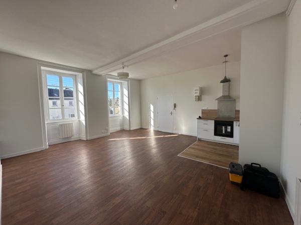 Appartement 3 pièce(s) 2 chambre(s) 70 m²