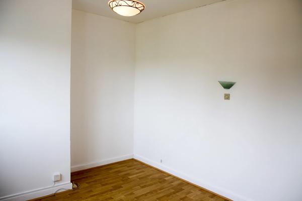 Grand pavillon familial 6 chambres 136 m² habitables avec sous-sol et vaste terrasse – Sivry-sur-Meuse