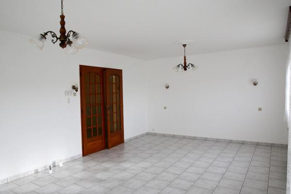 Grand pavillon familial 6 chambres 136 m² habitables avec sous-sol et vaste terrasse – Sivry-sur-Meuse