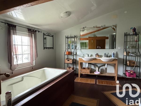 Maison à vendre 6 pièces 201 m² Prin-Deyrançon