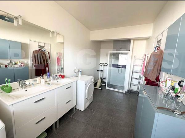 Appartement 3 pièce(s) 92 m2