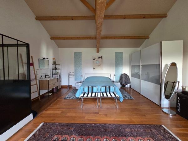 Maison à LOIRE-SUR-NIE, 17470 - 7 pièces 371m²