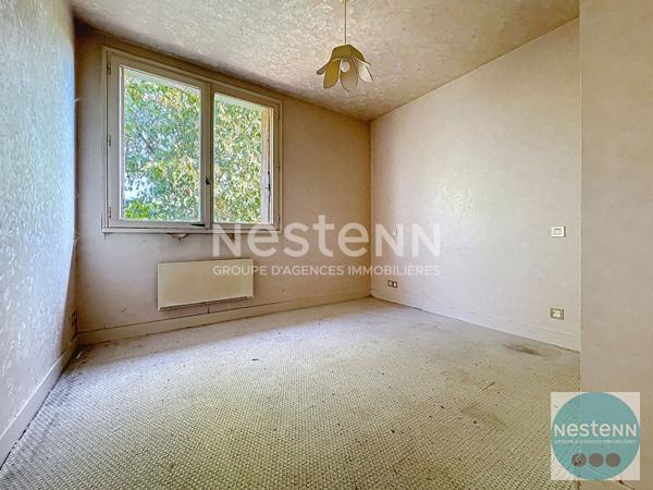 GROS POTENTIEL AUX PORTES DE BLOIS ? Maison à rénover, grands volumes et multiples possibilités !