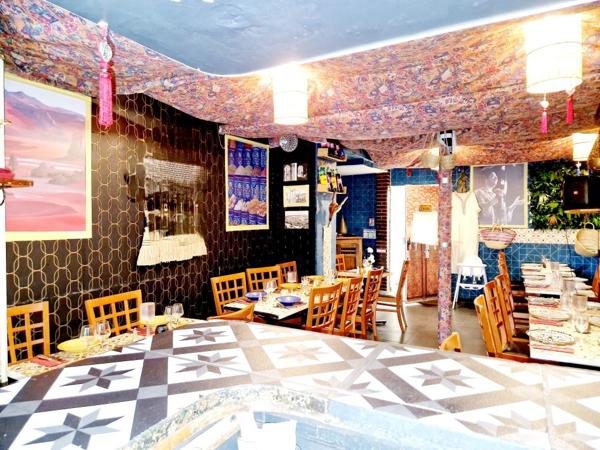 Fonds De Commerce - 80 m²