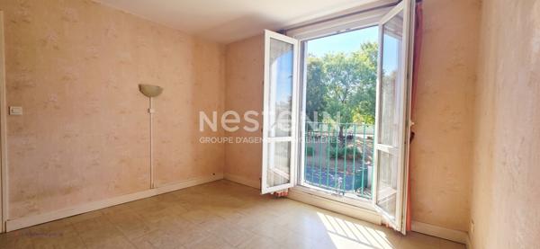 Appartement 4 pièces 3 chambres à Etampes RER C et TER direct Paris Austrerlitz en 30 minutes, tout commerces et écoles à pieds