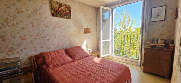 Appartement 4 pièces 3 chambres à Etampes RER C et TER direct Paris Austrerlitz en 30 minutes, tout commerces et écoles à pieds