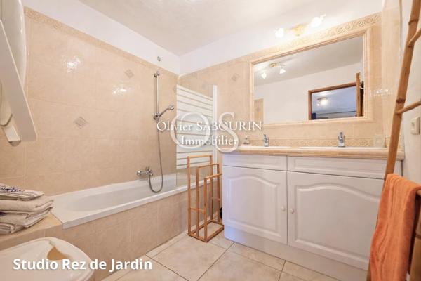 Immobilier Roquebrune-sur-Argens (83520) – Propriété 422m2 – 990 000 €