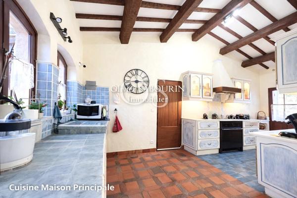 Immobilier Roquebrune-sur-Argens (83520) – Propriété 422m2 – 990 000 €