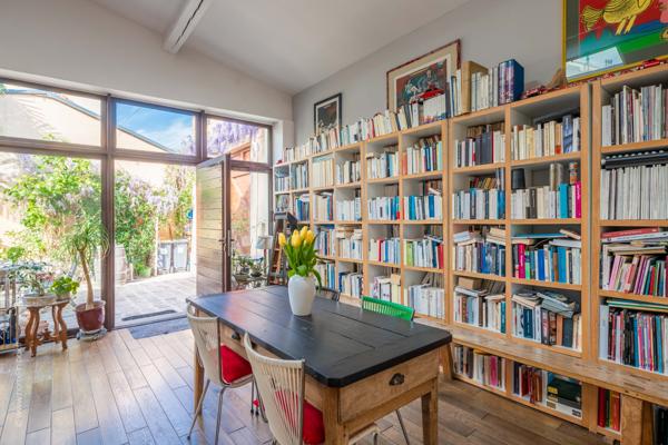 Nanterre (92000) Duplex en RDC comme un loft de 165m2 avec extérieur de 45m2 au cœur du vieux Nanterre !