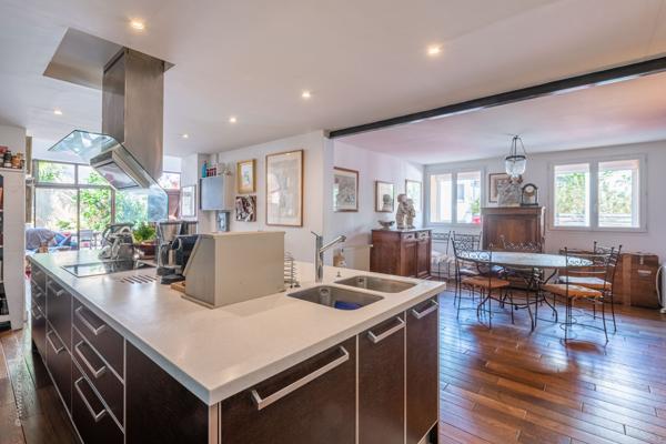 Nanterre (92000) Duplex en RDC comme un loft de 165m2 avec extérieur de 45m2 au cœur du vieux Nanterre !