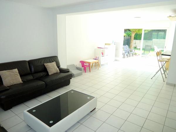 SARCELLES - Maison 7 pièces / 5 chambres - 496 000 € FAI