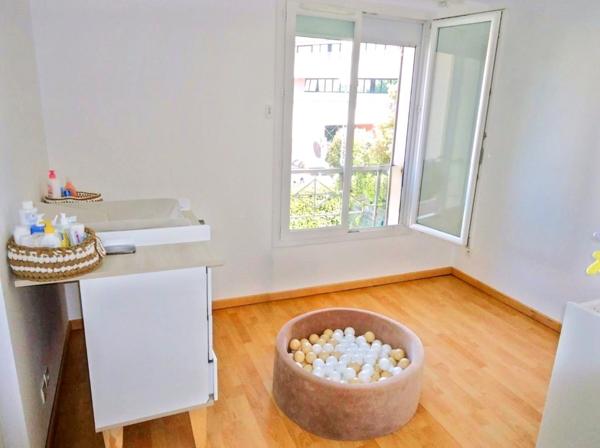 SARCELLES - Maison 7 pièces / 5 chambres - 496 000 € FAI