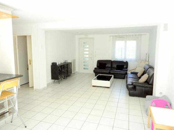 SARCELLES - Maison 7 pièces / 5 chambres - 496 000 € FAI