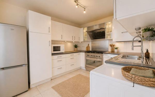 Maison à vendre    4 pièces • 83 m2 Viroflay