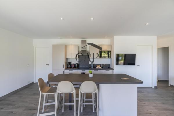 Lecci (20137) ACTE EN MAIN – Villa T4 avec Piscine Privative Chauffée – Domaine 5***** à Lecci – Investissement Premium