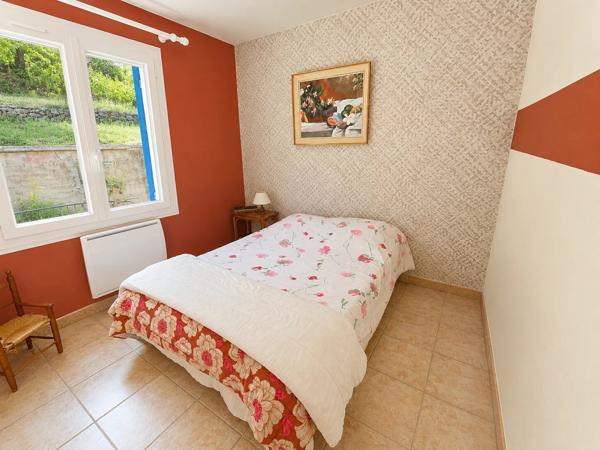 Vente                                                      Maison
                        
                     5 pièces                      120 m2                     à Le Luc