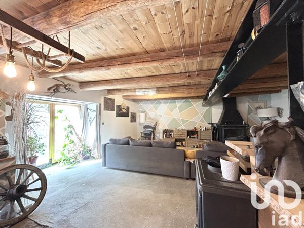 Maison à vendre 4 pièces 156 m² Saint-Étienne-Lardeyrol