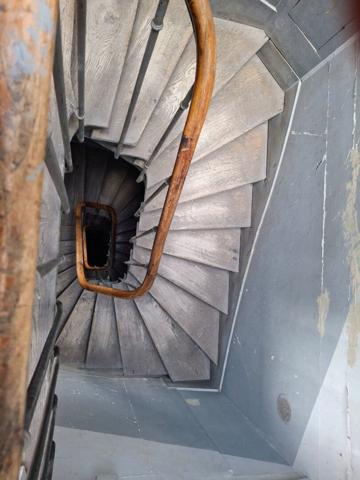 Studette avec belles vues au coeur du 9ème, 6m2