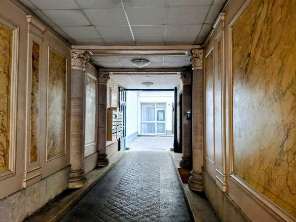 Studette avec belles vues au coeur du 9ème, 6m2