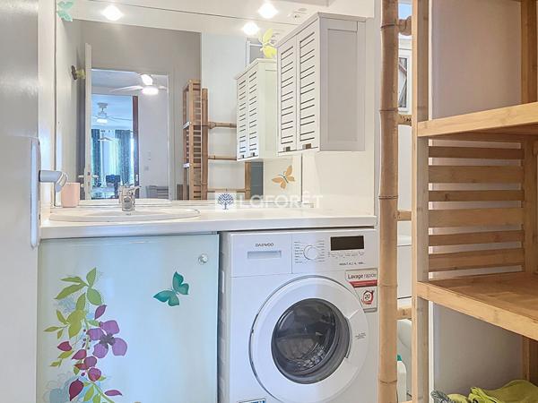 Location appartement Gourbeyre - 2 pièce(s) - 45 m² - 1 000 €/mois