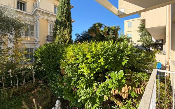 Appartement à vendre    3 pièces • 73,20 m2 Nice